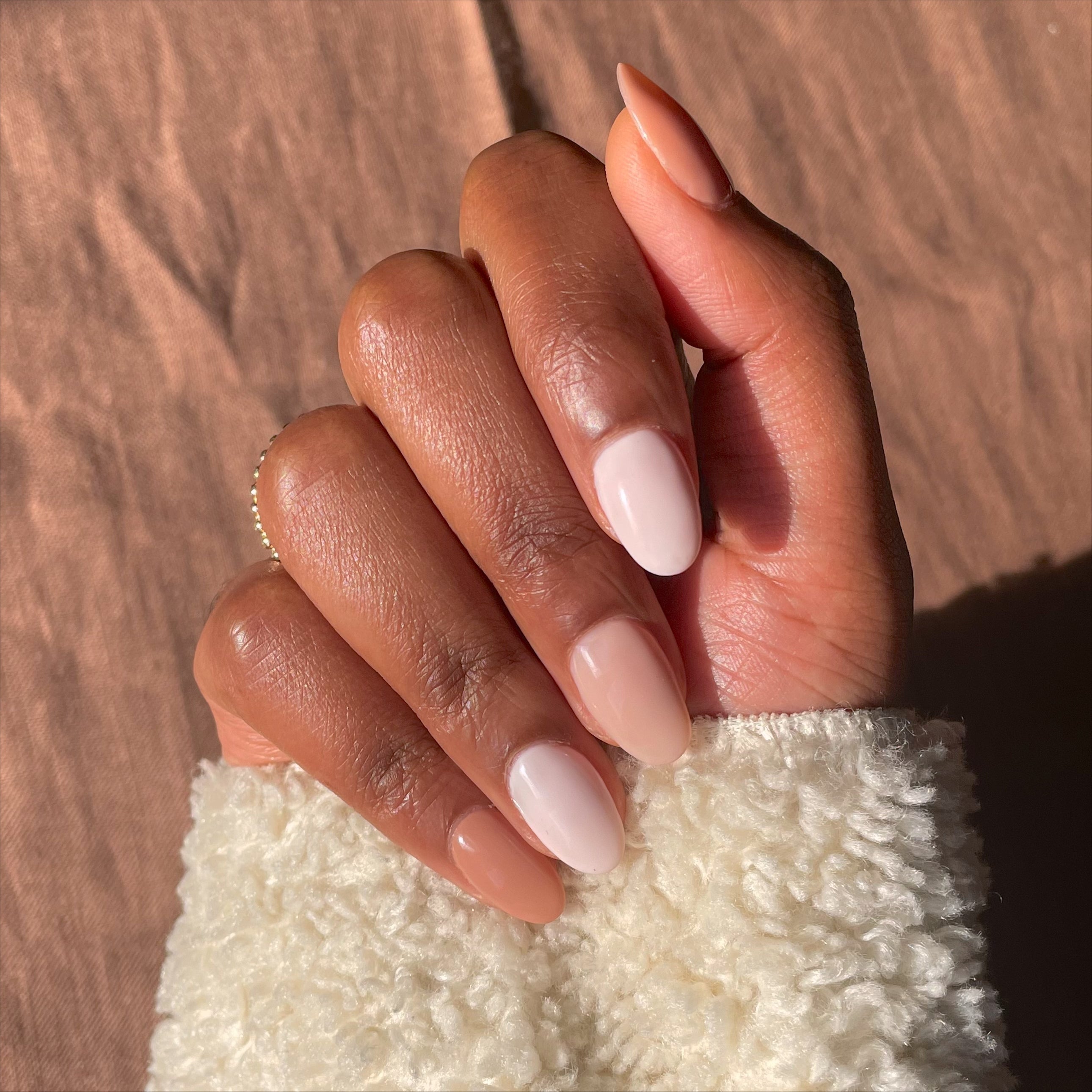 The most impressive designs of elegant almond nails to do at home - Le Mini Macaron