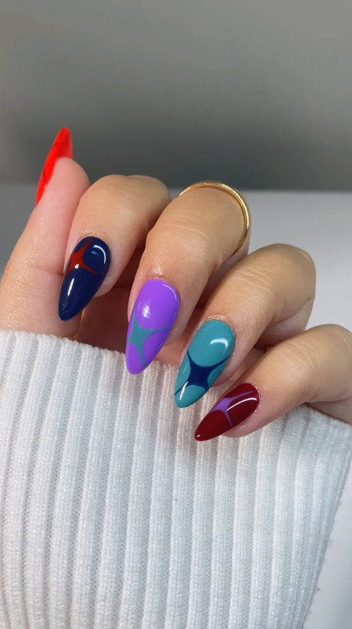 Sparkle Shapes Mani